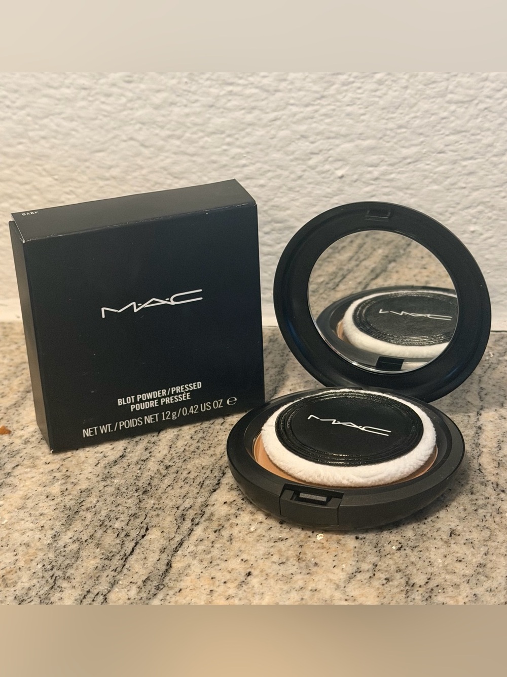 MAC Blot Powder Pressed Compact - Dark